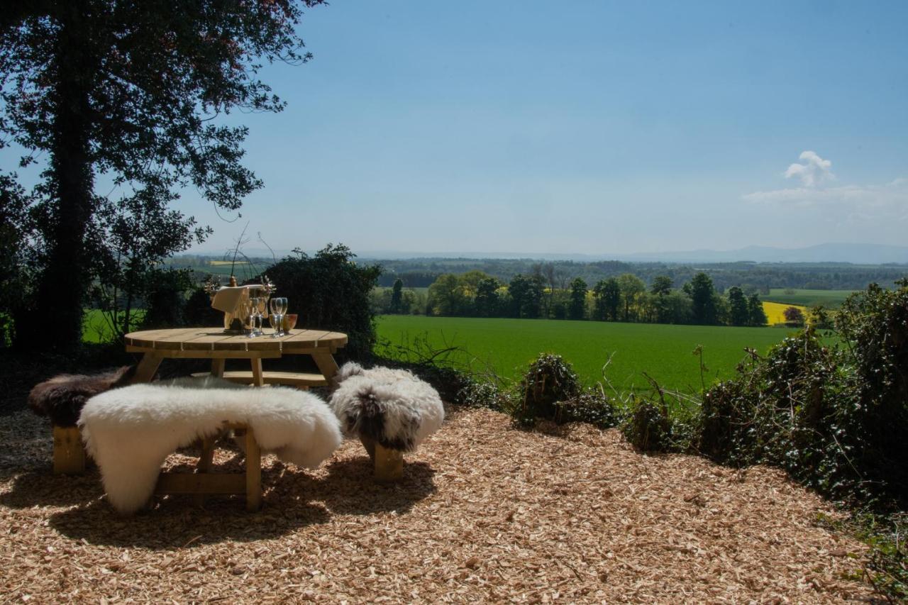 Chirnside Hall Hotel ภายนอก รูปภาพ