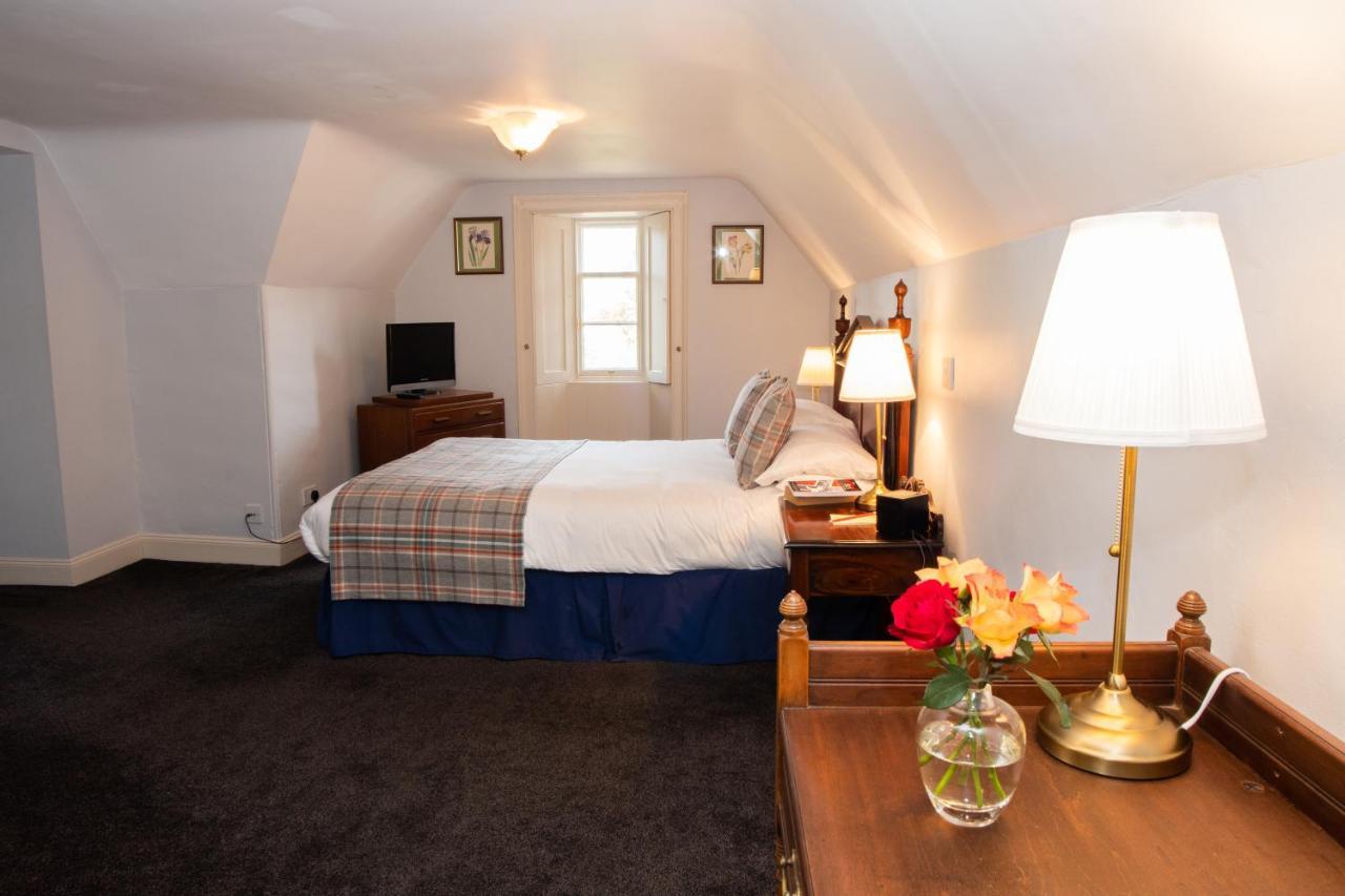 Chirnside Hall Hotel ภายนอก รูปภาพ