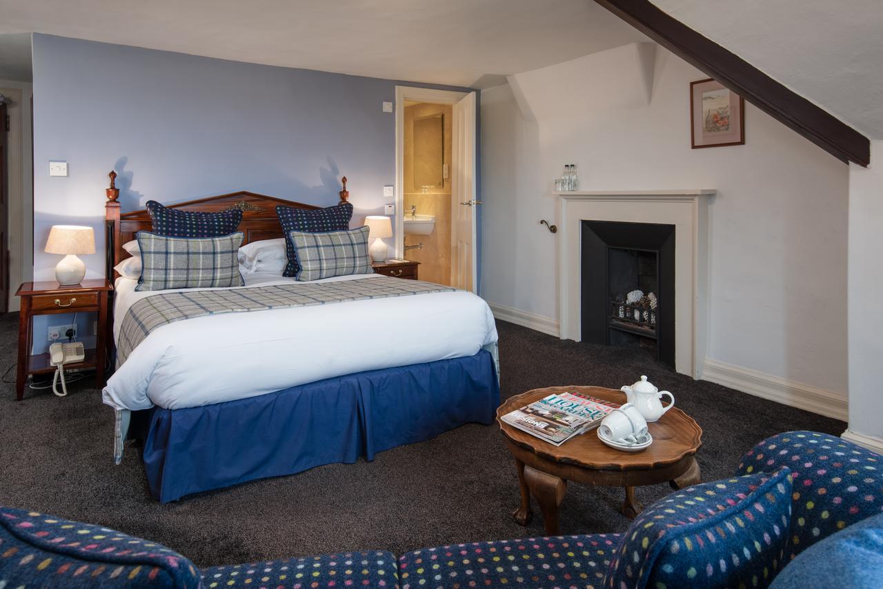 Chirnside Hall Hotel ภายนอก รูปภาพ